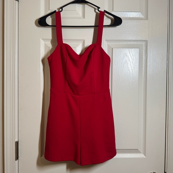 crystal sky jumpsuit shorts red size S - Picture 1 of 6